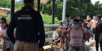 Venezolanos continúan en proceso de adaptación  para el cruce peatonal de frontera