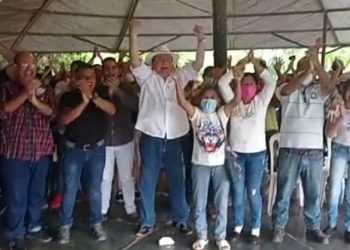Proclamados candidatos «de la tercera vía» en San Rafael de Carvajal