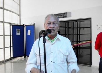 Homenaje al poeta y pintor trujillano Adhemar González