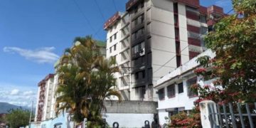 Falla de transformadores ocasionó incendio en Residencias Las Marías en Mérida