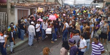 Caja de Agua acompañó en su último adiós a víctimas del accidente vehicular