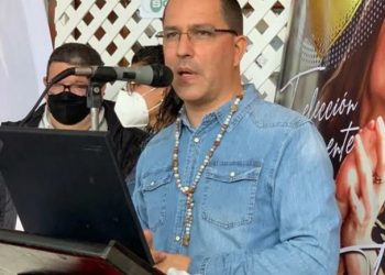 Ministro Arreaza visitó las empresas Free Ways y Laboratorio Chemycal ‘ Soma