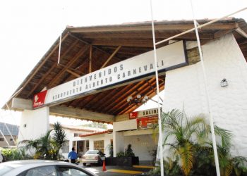 Adalberto Torrealba: El aeropuerto Alberto Carnevali es perfectamente operable