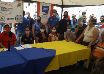 Comerciantes de «Ciudad Bendita» plantearon problemática a Angie Quintana