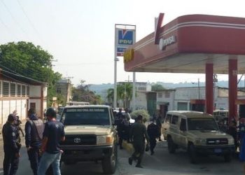 Patrullaje de cuerpos de seguridad afectado por nueva normativa para el despacho del combustible