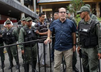 Julio Borges pide presionar a Maduro para liberar a los «presos políticos»
