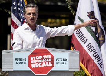 California exigirá a todos los niños de edad escolar la vacuna contra covid