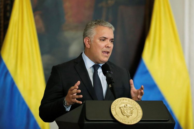 El presidente de Colombia Iván Duque habla hoy, durante una declaración conjunta con el secretario de Estado de EEUU, Antony Blinken, desde la Casa de Nariño en Bogotá (Colombia). EFE/ Mauricio Dueñas Castañeda