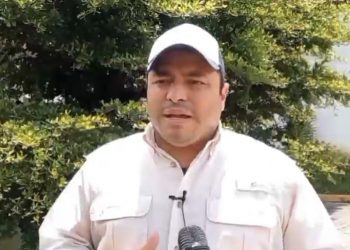 Andrade: «Deben abrir los tres puentes para paso peatonal  y comercial, no solo quitar contenedores»