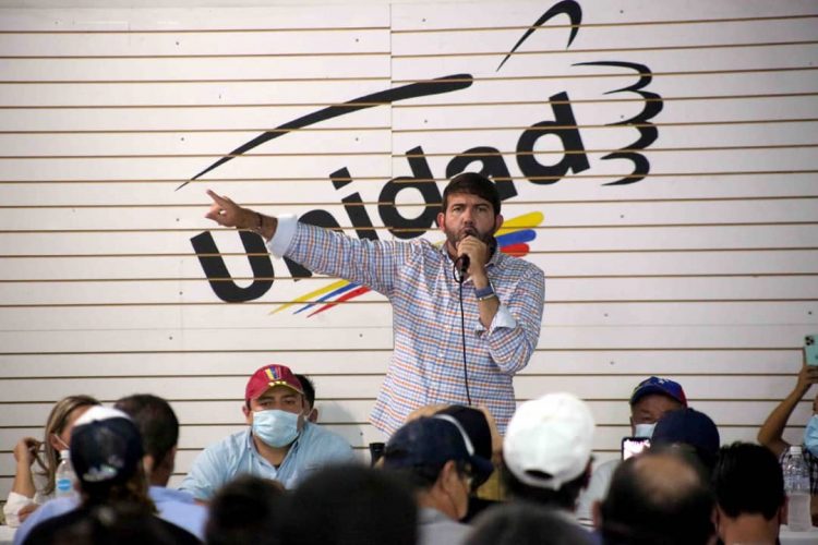 Carlos Prosperi, dirigente nacional de AD aseguró que anuncios de frontera son parte de un "show político". Carlos Eduardo Ramírez