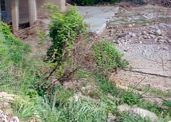 Incomunicados Horcón Norte con Horcón Sur por crecidas de la Vichú