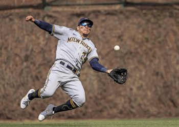 El jardinero venezolano Avisaíl García entra al mercado de los agentes libres de la MLB