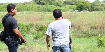 Suman al menos 65 cuerpos hallados en una fosa en México