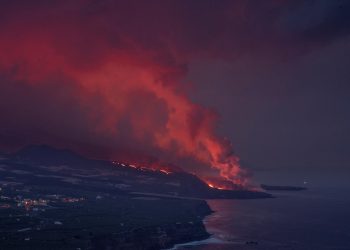 El volcán de La Palma vuelve a estar «bastante» explosivo, como en octubre