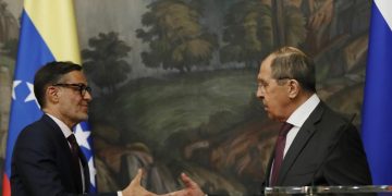 Venezuela se garantiza el apoyo ruso antes de las elecciones del 21 de noviembre