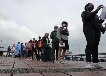 Los venezolanos podrán acreditar sus títulos universitarios en Colombia