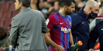 Sergio Agüero podría tener que dejar el fútbol