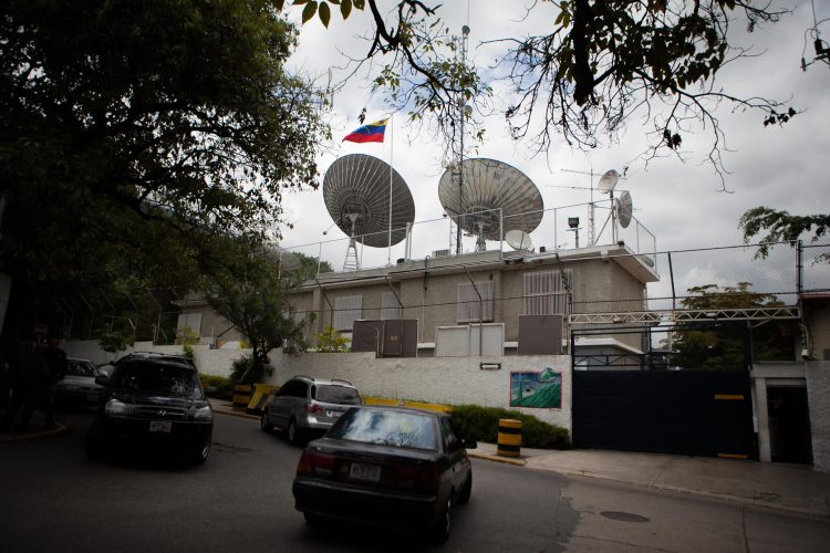 Fotografía de archivo de la vista general de la fachada del canal de televisión Globovision de Venezuela. EFE