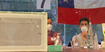 Los centros de votación abren para cruciales comicios presidenciales en Chile
