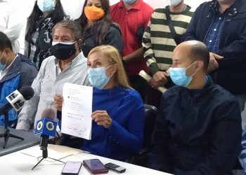 Sonia Castro consignó pruebas ante el CNE y reclama su triunfo como alcaldesa en Tovar