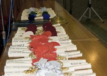 Nurr aboga por permitir registrar sus títulos académicos en Trujillo