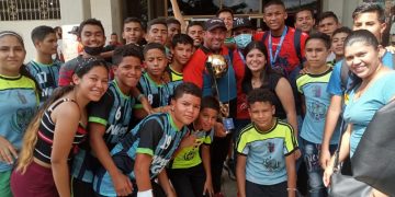 TFC Maracaibo fue recibido con júbilo en El Vigía