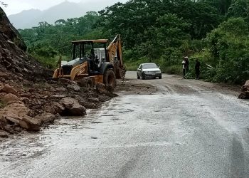 Mérida: Ejecutivo regional atiende emergencia por lluvias