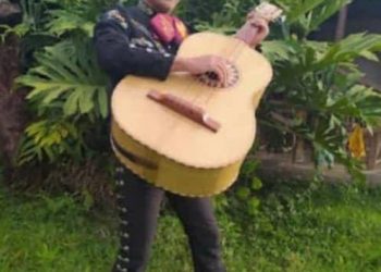 Músico boconés se quita la vida