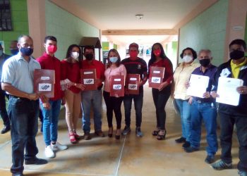 Junta Municipal de Carvajal hizo entrega de las credenciales a concejales electos el pasado #21Nov