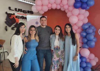 Grupo de emprendedores boconeses imparten workshop