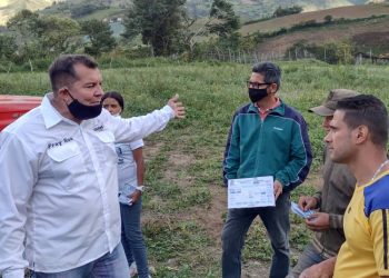 Fray Roa: «Desunión e individualismo perjudica a la oposición»