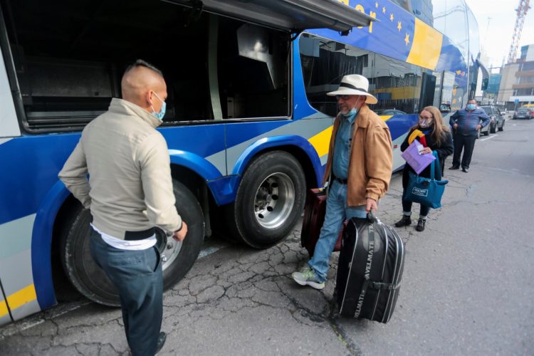 Hace once días, 251 venezolanos retornaron también desde Perú con este programa gubernamental que arrancó a finales de 2018. Fotografía de archivo. EFE/Santiago Fernández
