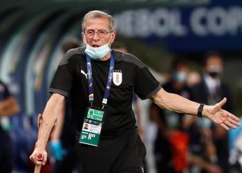 Destituido en Uruguay Óscar Tabárez, el seleccionador más longevo del mundo