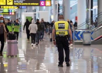 A prisión doce inmigrantes por forzar un aterrizaje para entrar en España