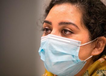 “Los que viven en Afganistán son humanos no juguetes”, denuncia una refugiada