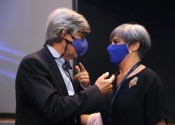 La UE entrega 571 kits de bioseguridad a sanitarios en Venezuela