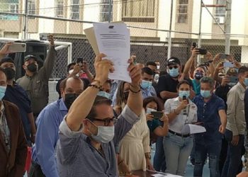 Lacava asumió nuevamente la gobernación de Carabobo con dos promesas para el sector salud
