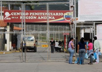 Más de 600 presos del CEPRA se declararon en huelga de hambre