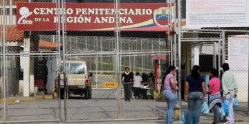 Más de 600 presos del CEPRA se declararon en huelga de hambre