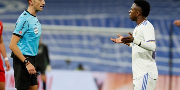 España, único país junto a Alemania con cinco árbitros Élite de UEFA