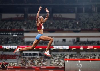 Venezuela se rinde ante Yulimar Rojas, la reina del triple salto