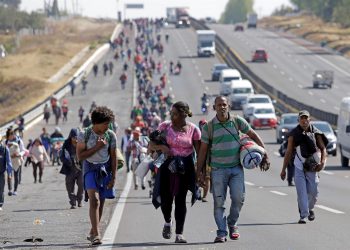 Caravana migrante llegará a Ciudad de México tras última parada en Puebla
