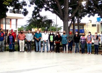 Concejales y empleados de la Alcaldía de Rafael Rangel rinden homenaje a Simón Bolívar