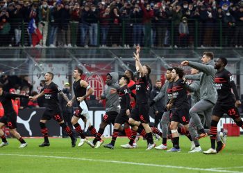 El Milan, líder; Cuadrado y Dybala lanzan al Juventus y Simeone, de récord