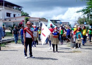 Sanbeniteros rindieron homenaje a los seguidores de la fiesta ya desaparecidos