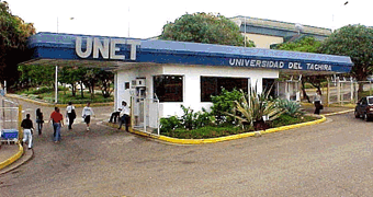 Casanova: A punto de aprobarse ley de universidades que liquida su autonomía y la deja al mando del estado comunal