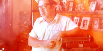 HISTORIAS DE VIDA / Antonio Pérez Carmona, honores para usted poeta