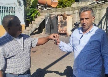 Exalcalde Luis Márquez deja operativa flota de vehículos de la municipalidad
