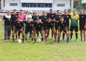 Los Amigos de Ángel Vásquez se impusieron ante los del Teacher en partidazo en «El Gato»
