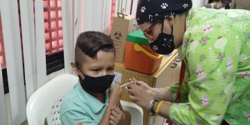 Poca afluencia de niños en jornada de vacunación anticovid